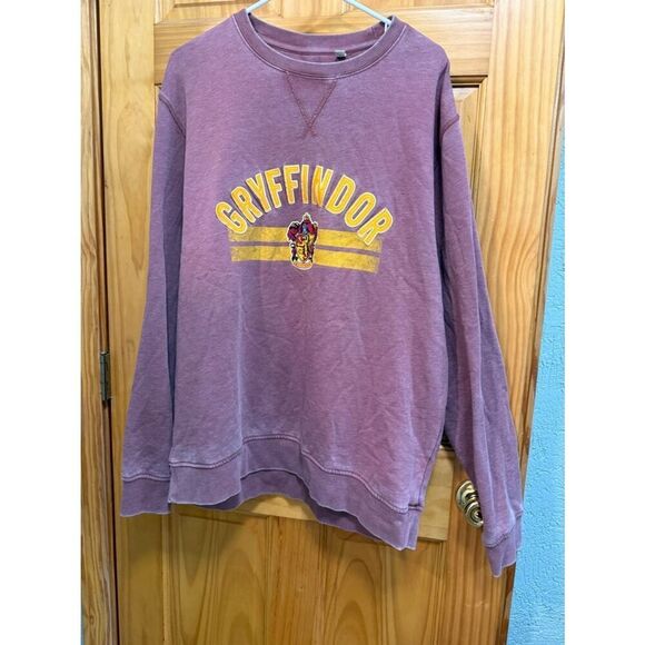 Wizarding World Of Harry Potter Tops - Harry Potter Gryffindor Crest Mauve Crewneck Sweater size XL